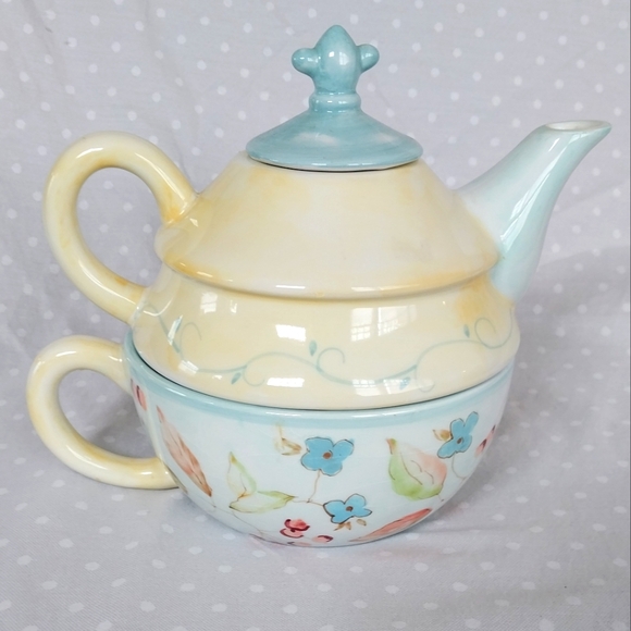 Tracy Porter for Saks Fifth Avenue Vintage Teapot and Teacup - Picture 2 of 6